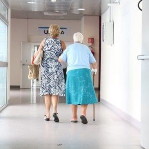 Cancro gastroesofageo, più benefici con chemio a basse dosi nei pazienti anziani