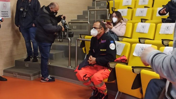 "Ho urlato al paziente 'tra dieci minuti muori', ma solo per provare invano a salvargli la vita"