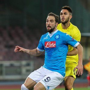 Napoli, Higuain e il futuro. Il fratello su twitter: ''Voci per infastidire''