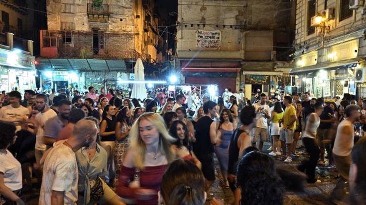 Sondaggio tra gli studenti, otto su dieci la sera hanno paura: “Palermo non è un città sicura”