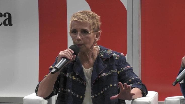 Arena Repubblica Robinson: “Il mondo fuori e il mondo dentro” con Concita De Gregorio
