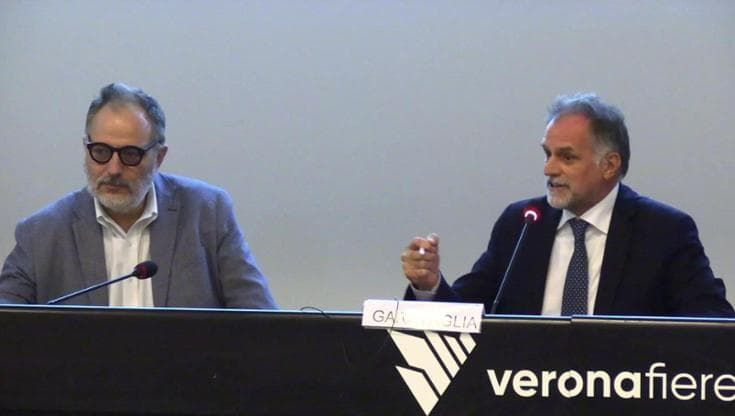 Vinitaly, Garavaglia: "Cibo e vino la carte vincenti del turismo italiano"