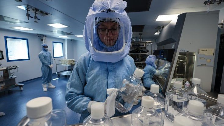 Covid, ecco quando fare il tampone: i sette sintomi che predicono l'infezione