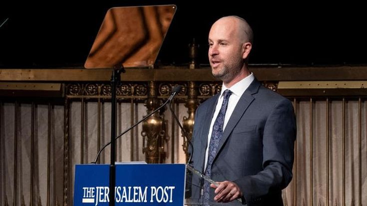 L’ex direttore del Jerusalem Post: “Da anni combattiamo Hamas e Hezbollah. Ora tocca ai loro capi”