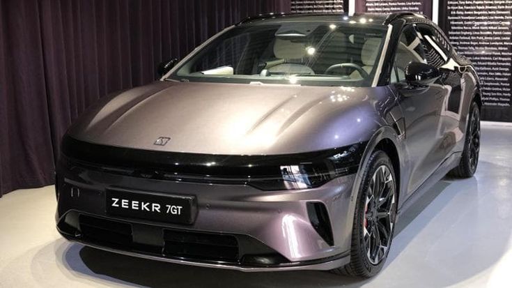 The Art of Connection: il viaggio creativo di Zeekr 7GT, l'elettrica premium che sbarca in italia