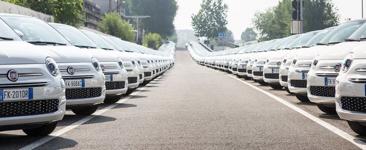 Fiat 500, tutti in fila per il record da Guinness dei primati