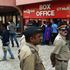 India, ancora violenze dei fondamentalisti indù contro il film Padmaavat: attaccato uno scuolabus