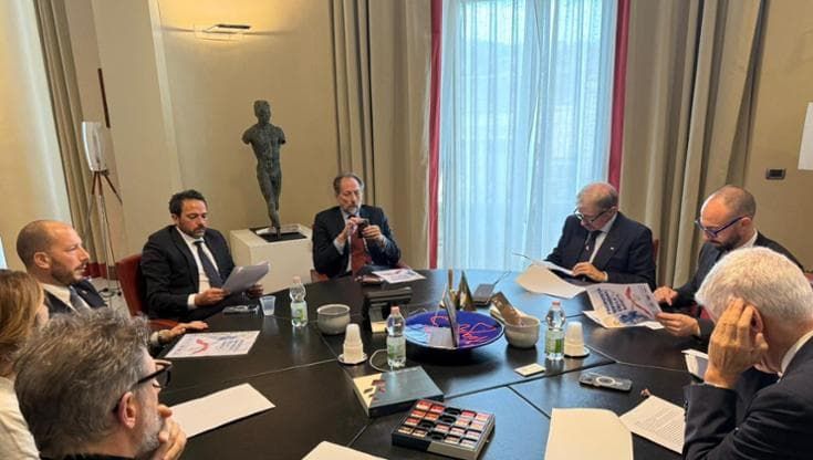 Riforma Bucci, sindaci liguri in allarme “Così la sanità rischia di allontanarsi dai territori”