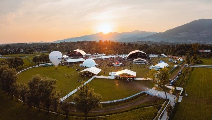 Nasce il tour operator per giovani adulti: prima tappa Nameless Festival