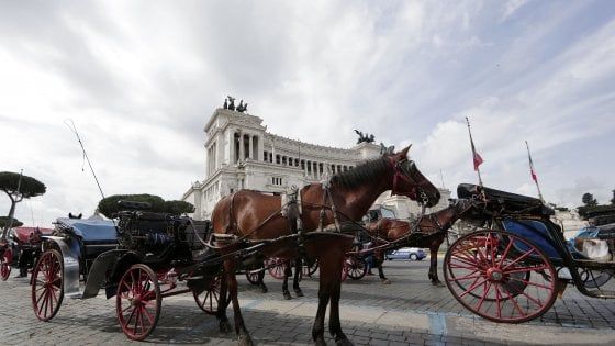 Roma, botticelle in rivolta contro nuovo regolamento. "Aperture da Campidoglio"