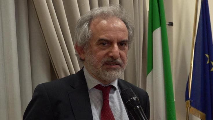 Oncologia, Perrone (Aiom): "Vi spiego perché è importante la ricerca clinica indipendente"