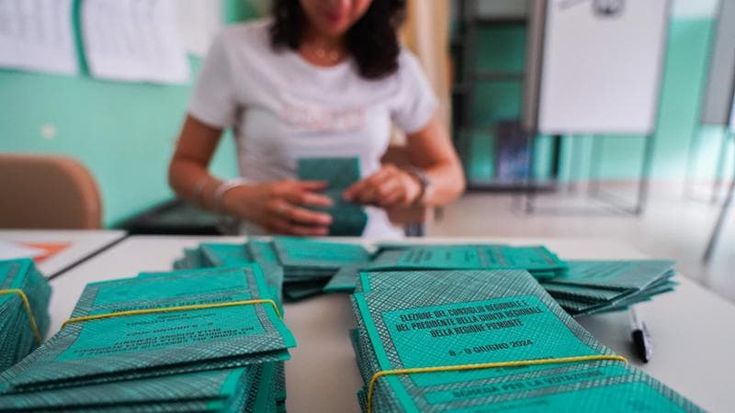 Giovani disillusi, Sud in crisi nera. E metà degli italiani diserta le urne