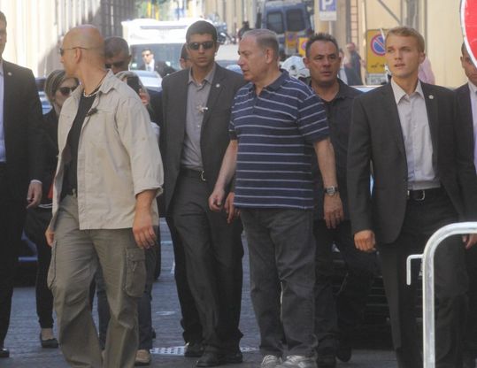 Firenze, Netanyahu passeggiata fino alla Sinagoga