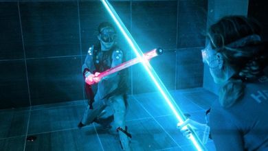 Le campionesse di apnea e le spade laser in fondo alla piscina: così celebrano lo Star Wars day
