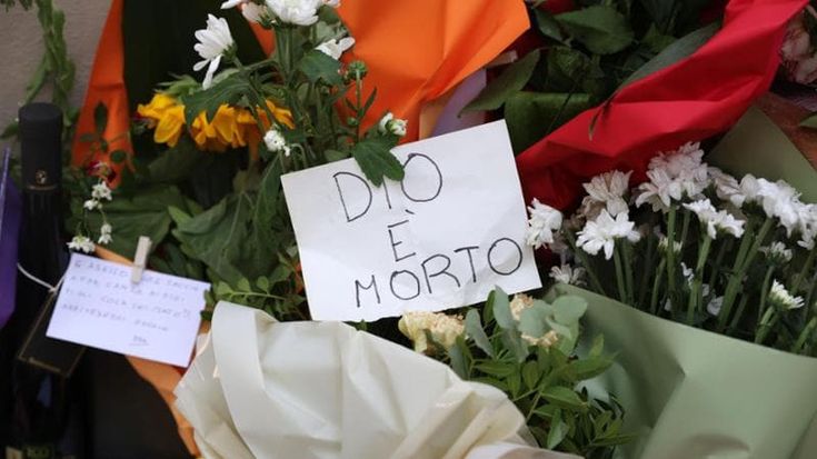 Ellekappa, Guccini e Dio. Conte negli anni del Covid