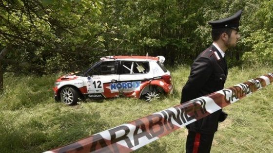 Bambino morto in incidente rally a Coassolo: nove indagati, anche i genitori