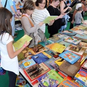 Libri, i numeri del 2014: cala la carta, aumenta il digitale