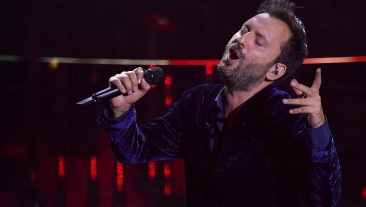 Sanremo 2022, Cesare Cremonini entusiasma i social: "Il suo medley la cosa più bella del Festival"