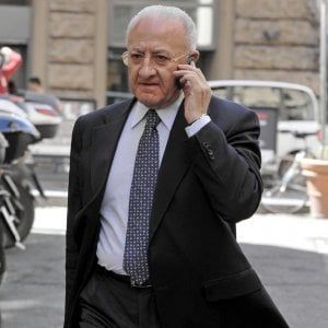 Sanità, De Luca: "Stop alla gestione commissariale"
