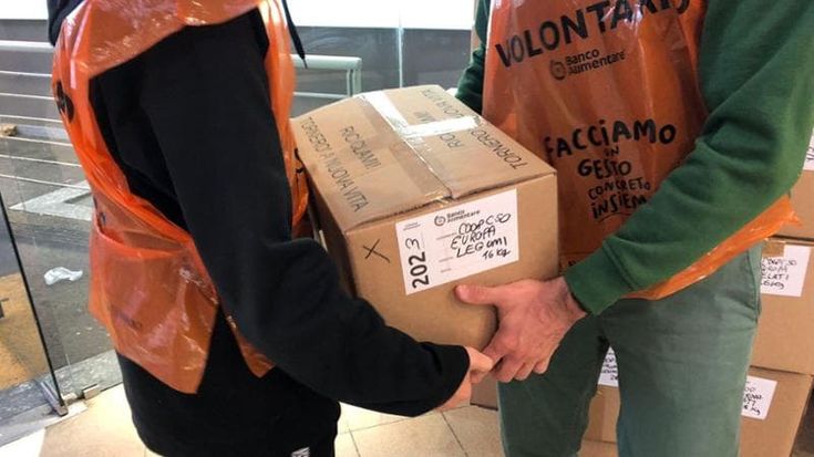 Oggi torna la Colletta alimentare. Tra i donatori anche il presidente Mattarella