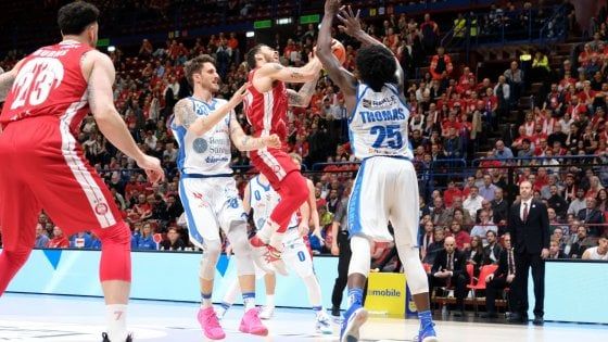 Olimpia eliminata ai playoff: "Non ha funzionato il rapporto tra i giocatori e la panchina"