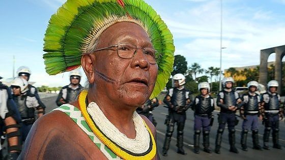 Muore di coronavirus il capo indigeno Paulinho Paiakan, una vita per l'Amazzonia