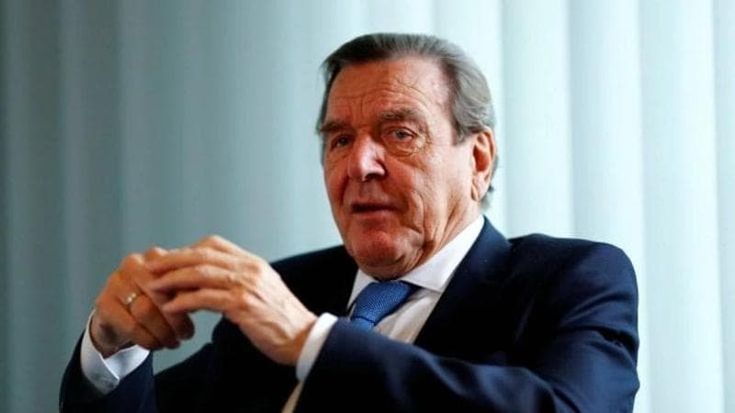 Tutti i dubbi della Germania su Schroeder mediatore: “È una trappola di Mosca”