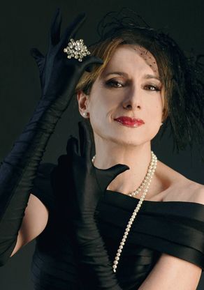 Vladimir Luxuria in redazioneforum e nuovo libro gratis