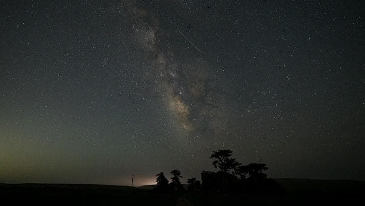 Eta Aquaridi 2026, stanotte arriva il picco: a che ora guardarle e dove vederle in Italia