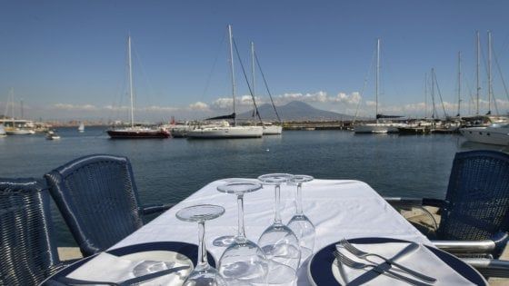 Coronavirus, a Napoli da domani chiudono 150 tra ristoranti e bar