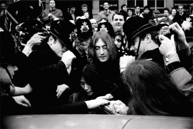 Andy Warhol, John Lennon, Bob Dylan: la New York degli anni '60 in mostra a Bologna