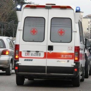 Firenze, musicista di 34 anni trovato morto nel suo appartamento a Santa Croce