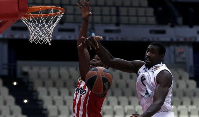 Basket, Eurolega: Siena sfiora il colpo ma cede all'Olympiacos, decisiva sfida con Malaga