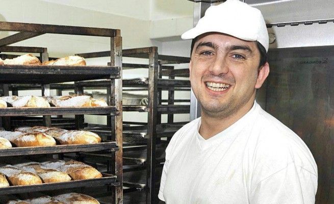 Andrea Perino: "Condivido, per&ograve; non chiudo <br />Natale non &egrave; tempo di rivolte"