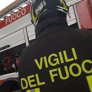 Torino; "Così sono rimasta incastrata sotto il divano mentre mio figlio piangeva"