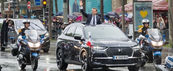 DS7 Crossback, l'auto di Macron  senza segreti