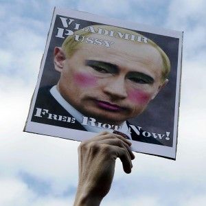 Russia, Putin presenta l'amnistia. La stampa: "Libere anche le Pussy Riot"