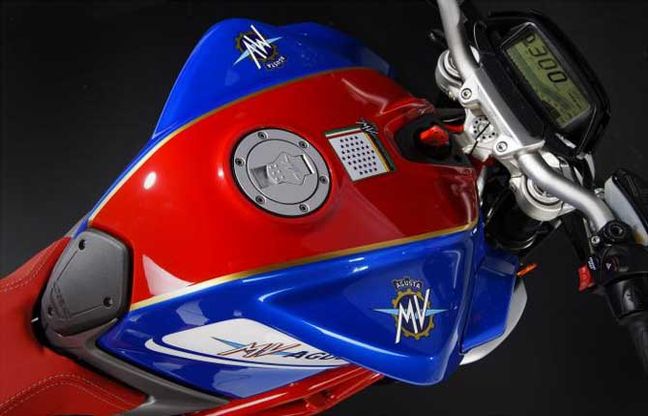 Brutale 800 America, omaggio alla tradizione