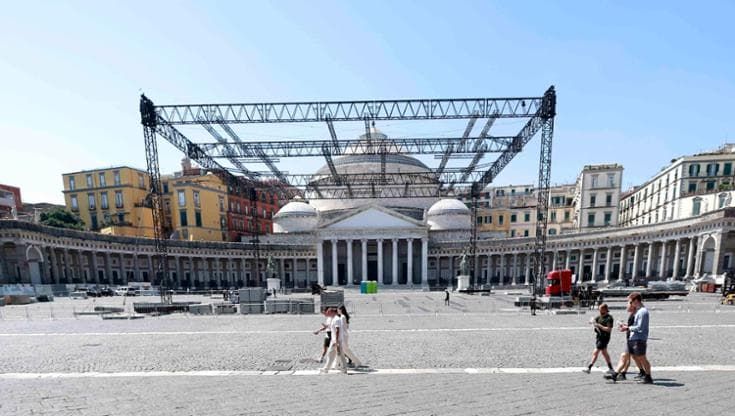 Eurovolley a Napoli, match al Plebiscito: via ai lavori per l’arena in piazza