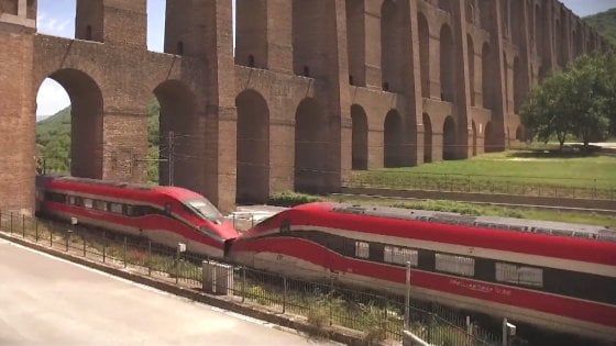 Torino-Milano con "capolinea" a Napoli, arriva il nuovo super-Frecciarossa da 900 passeggeri