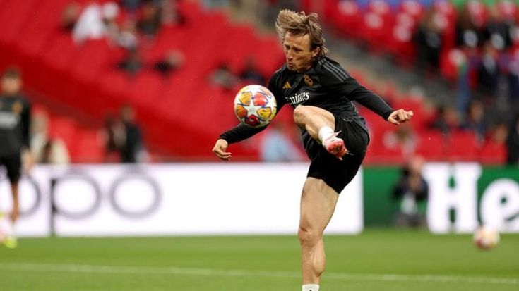 Real-Borussia, l’attesa di Modric e Nacho a un passo da Gento: “La Champions il nostro habitat naturale, ma la gara sarà equilibrata”
