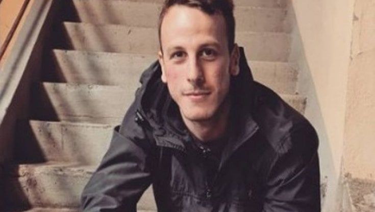 A 26 anni muore in auto tornando dal turno di lavoro di notte