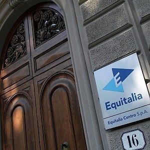 Inchiesta Equitalia, nelle carte il sistema di favori in cambio di denaro