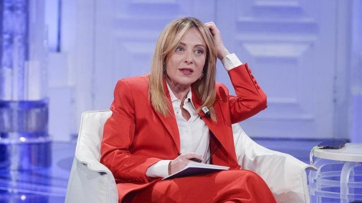 Vannacci, Meloni avvisata lunedì. Dubbi FdI sull’alleanza, veto del Carroccio