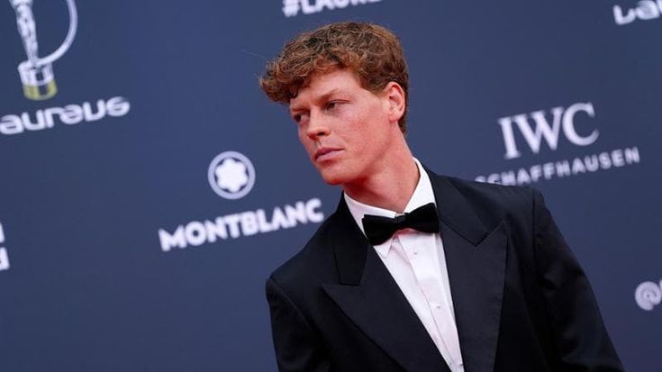 Sinner: “Altitudine e campi veloci. Qui a Madrid non gioco mai bene, ma mi serve per Parigi”