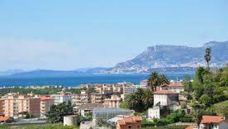 Vallecrosia, viaggio in Italia