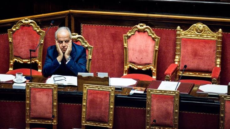 Sul Times sesso tra ottantenni. Da Paolo il caldo a Piantedosi