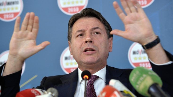 Reddito di cittadinanza, Conte: "Faremo tante manifestazioni, la prima a Napoli"