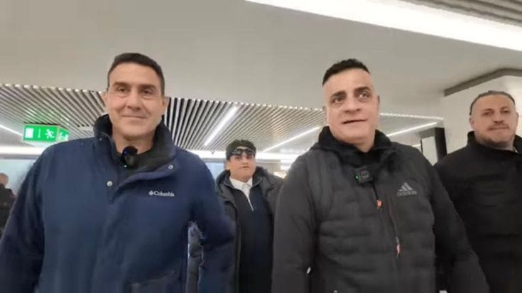 Cicalone e Vannacci a caccia di borseggiatori in metro: chi critica diventa subito un hater