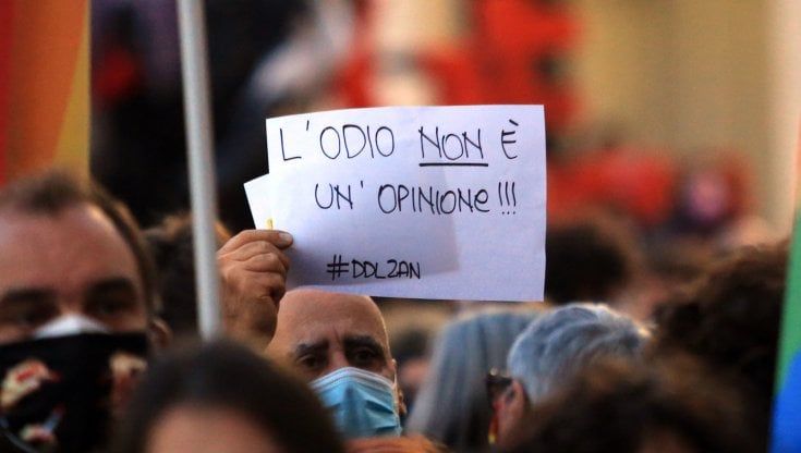 Ddl Zan, il consigliere Melio (Pd): "Di Renzi non mi sono mai fidato, la sinistra apra gli occhi"